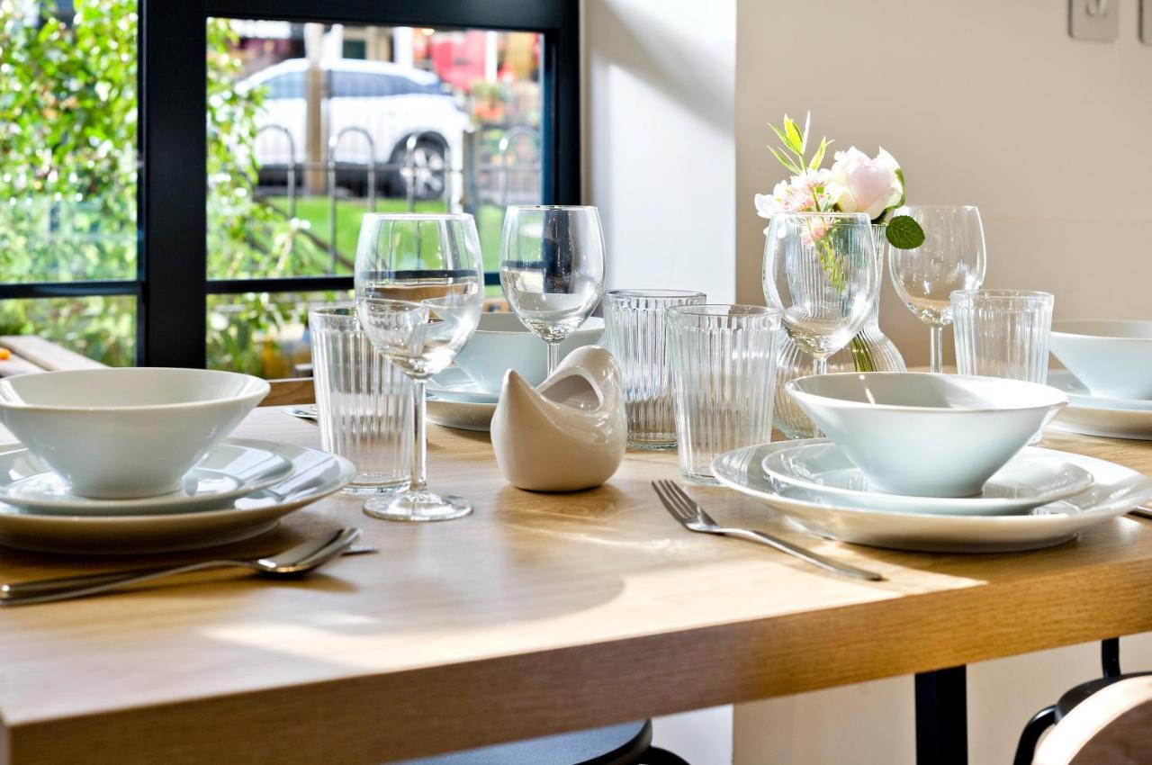 Luxury One Bedroom Greenwich Studio Apartment Near Canary Wharf By Underthedoormat Londra Esterno foto