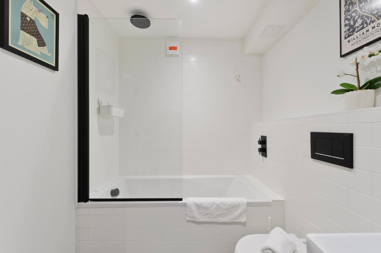 Luxury One Bedroom Greenwich Studio Apartment Near Canary Wharf By Underthedoormat Londra Esterno foto